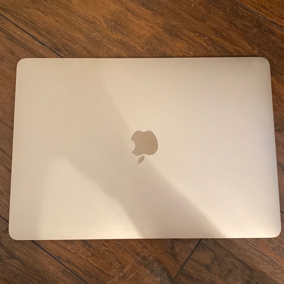 COPY - MacBook Air 13inch 121 GB